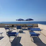 Eolie House - Sea View 홈스테이 *