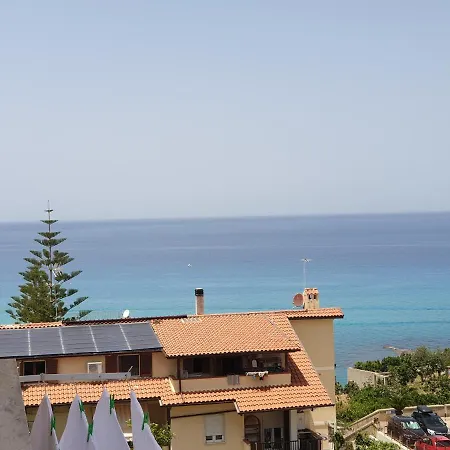 Eolie House *