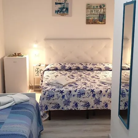 Eolie House Homestay