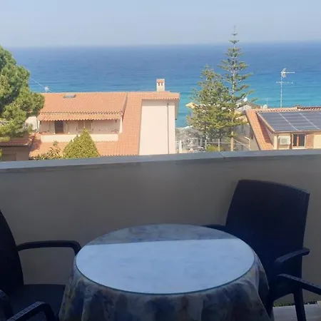 Eolie House - Sea View Séjour chez l'habitant *