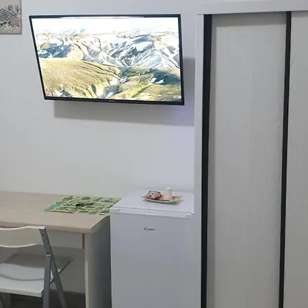 Eolie House Проживание в семье *